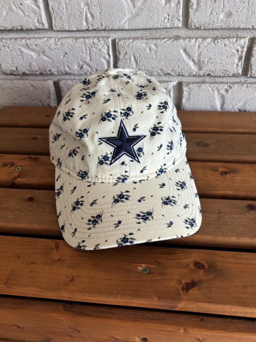 New Era DALLAS COWBOYS White Bloom 9TWENTY Womens Adjustable Hat